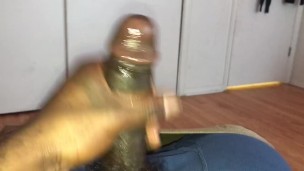 The Biggest Cock & the World Milking to a Huge ( Handpie )